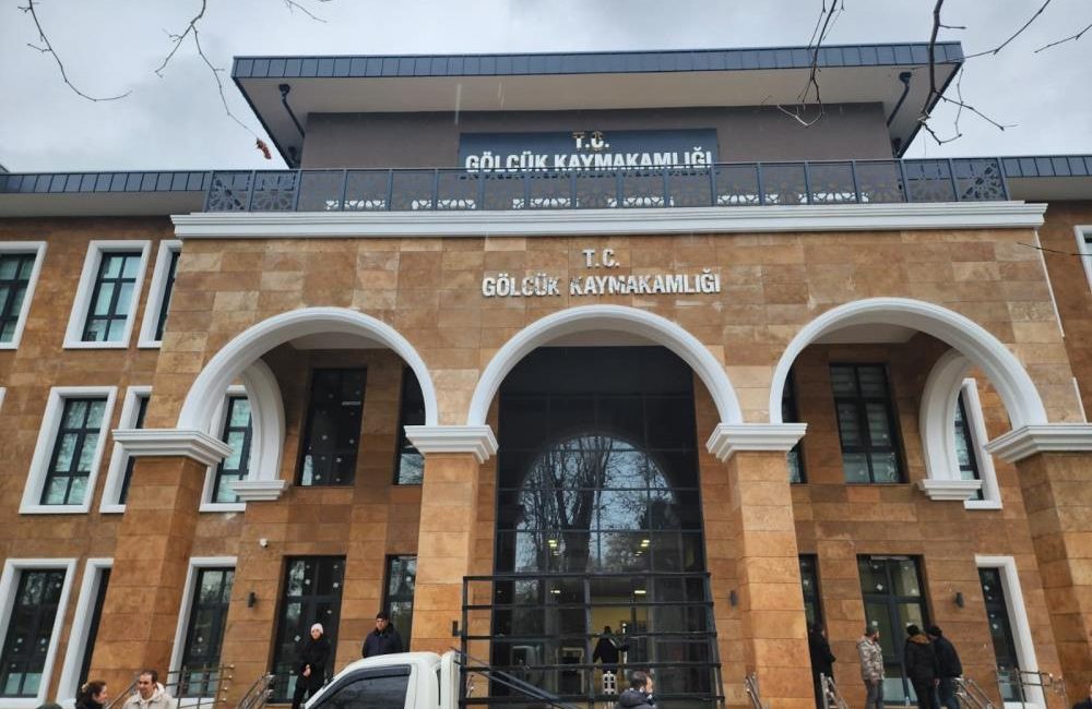 Gölcük'te kamu hizmetlerini tek çatı altında toplayacak yeni Hükümet Konağı