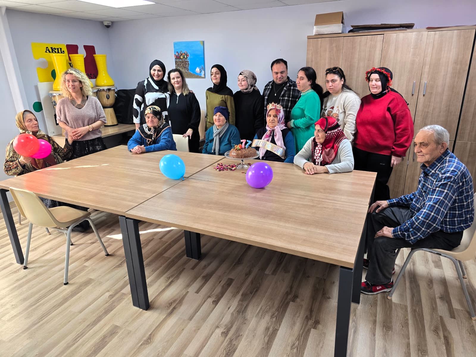 Kocaeli Büyükşehir Belediyesi’ne bağlı Alzheimer Yaşam Merkezi’nde hizmet alan Senem