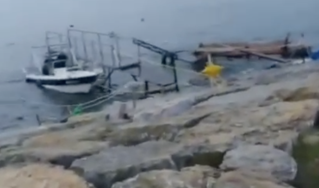 Darıca Balyanoz Koyu’nda denizde uzun süre hareketsiz kalan bir kişi,