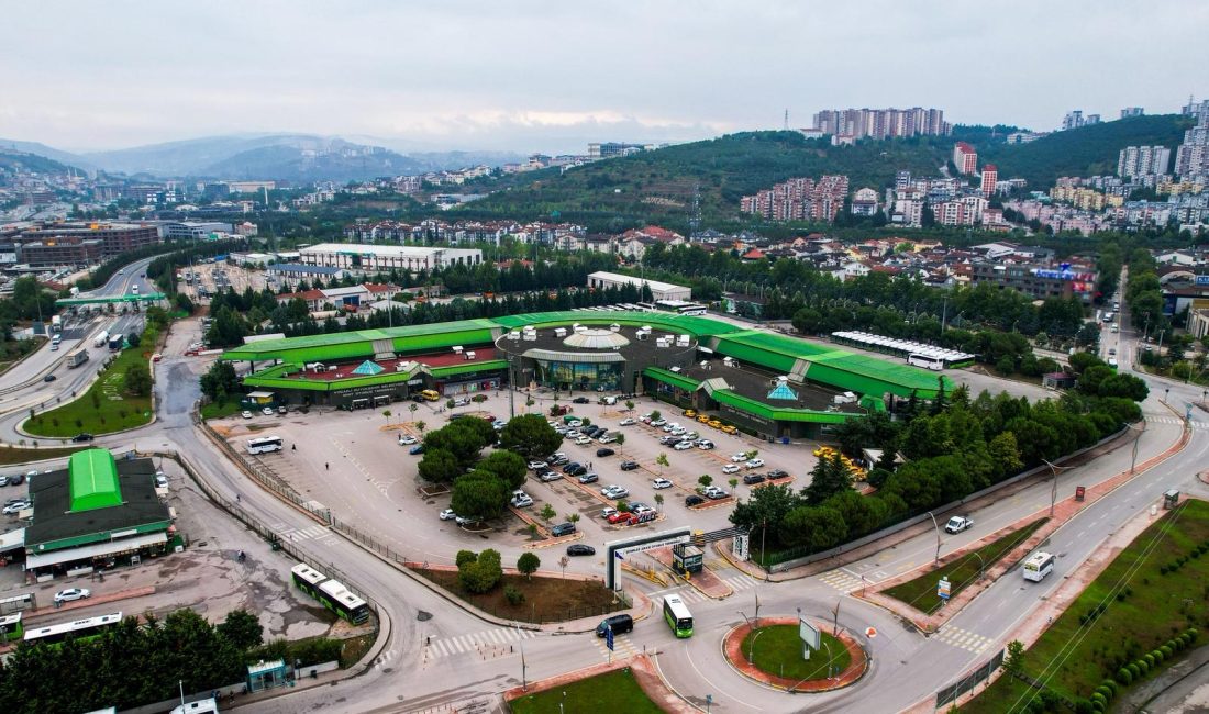 Kocaeli Büyükşehir Belediyesi iştiraki UlaşımPark A.Ş. tarafından işletilen Kocaeli Şehirlerarası