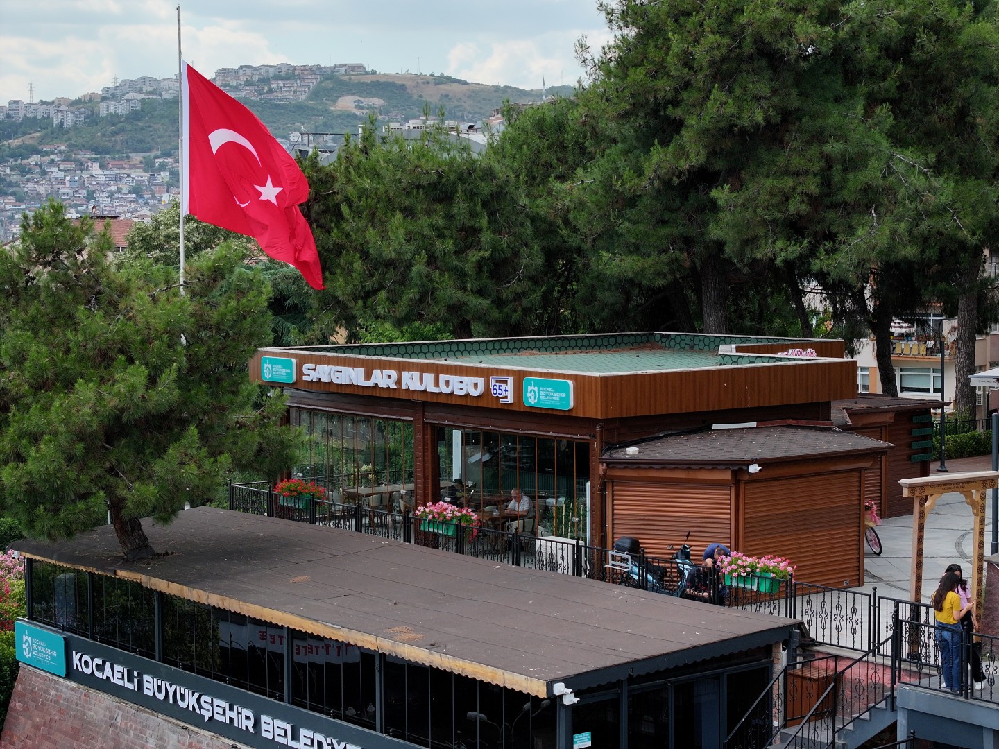 Kocaeli Büyükşehir Belediyesi’nin 65 yaş üzeri vatandaşlar için hayata geçirdiği