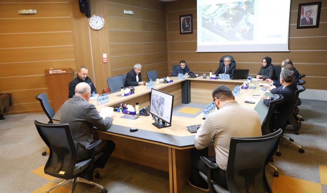 Kocaeli Büyükşehir Belediyesi Encümen toplantısında, trafik kurallarını ihlal eden toplu