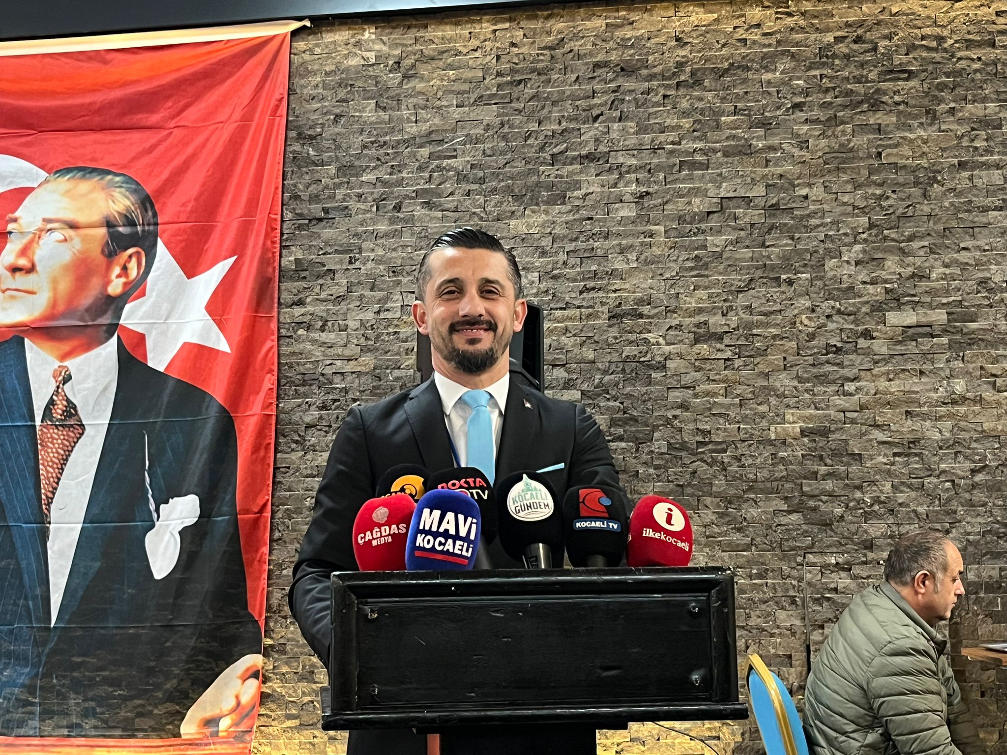 KESOB başkan adayı Hüseyin Başoğlu, Kocaeli esnafının sorunlarını sahadan bildiğini