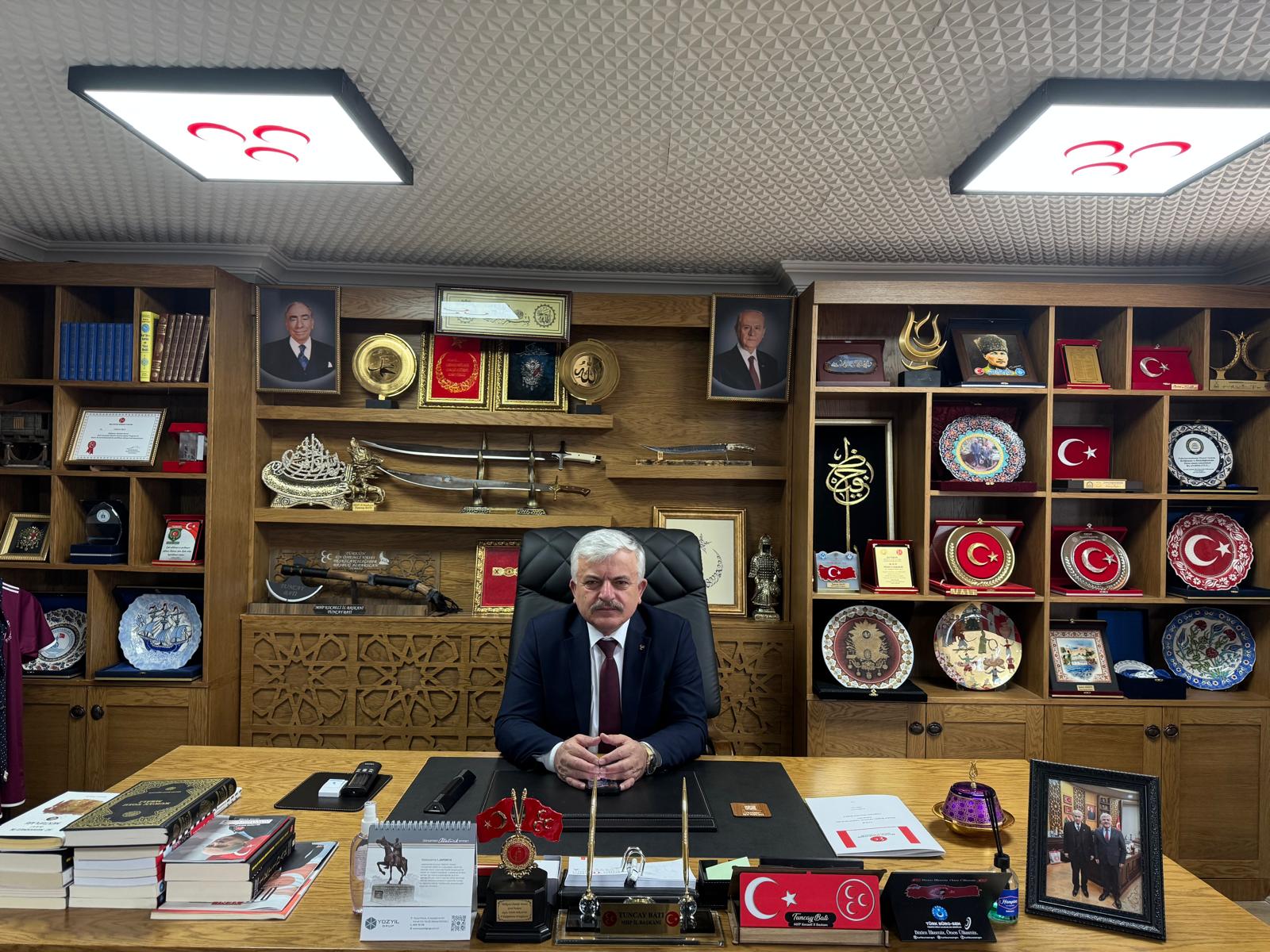 Milliyetçi Hareket Partisi (MHP) Kocaeli İl Başkanı Tuncay Batı, Miraç