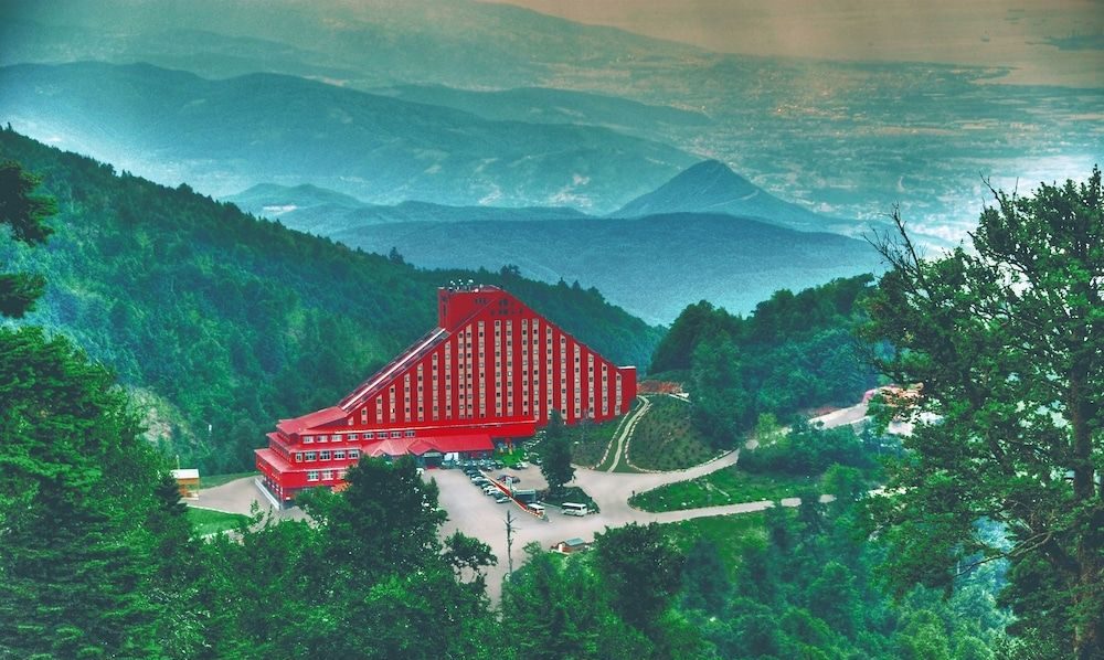 Green Park Kartepe Resort Otel yönetimi, tesisin planlı renovasyon nedeniyle