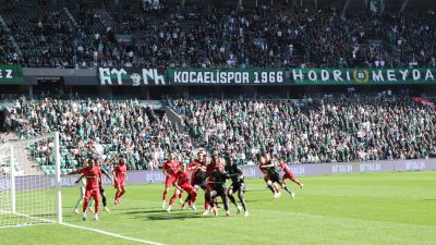 Kocaelispor bugün kendi evinde Gaziantep FK’yı ağırladı. Yeşil-siyahlı ekip 3-0’lık