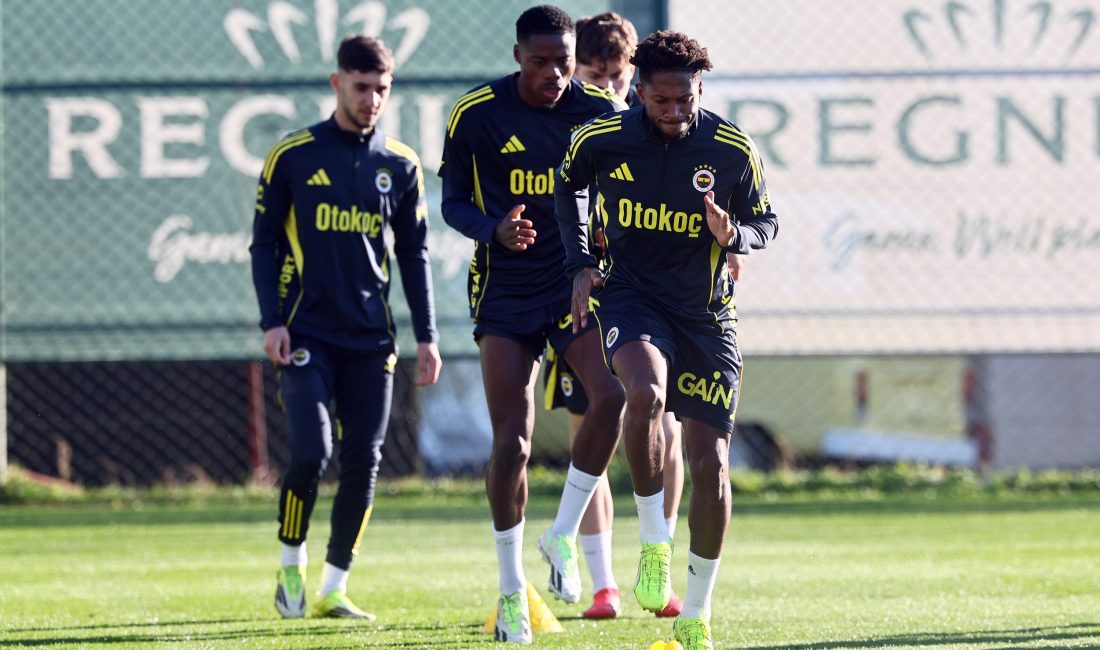 Fenerbahçe, yarın deplasmanda Antalyaspor ile oynayacağı maçın hazırlıklarını bugün akşam