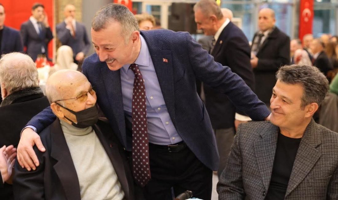 Vali Aktaş ve Başkan Büyükakın, Büyük Aile Sofrası'nda şehit aileleri