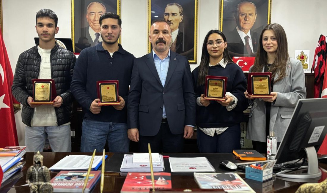 MHP Dilovası ilçe Teşkilatı'nda bugün anlamlı ve gurur verici bir bayrak değişimi