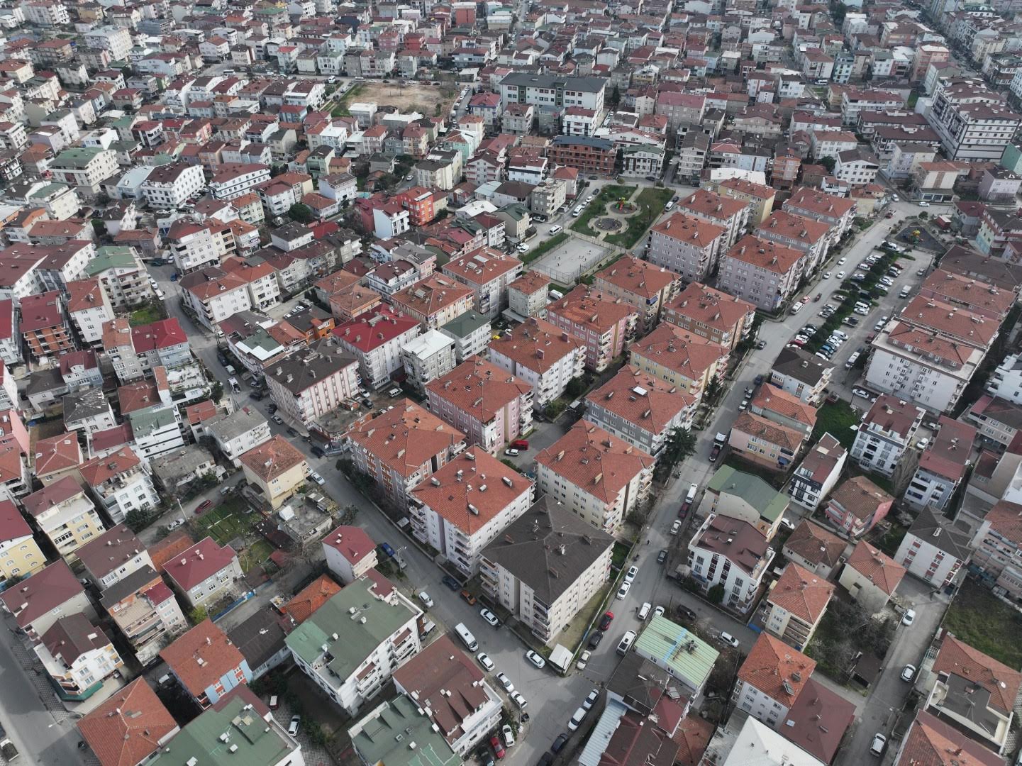 Kocaeli’de riskli alanları dönüştürerek güvenli yaşam alanları oluşturmayı hedefleyen Kocaeli