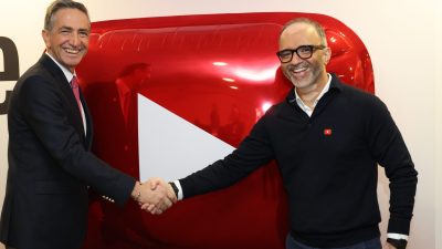 Vodafone, Mobil Dünya Kongresi'nde, tüm Vodafone mobil faturalı müşterilere YouTube