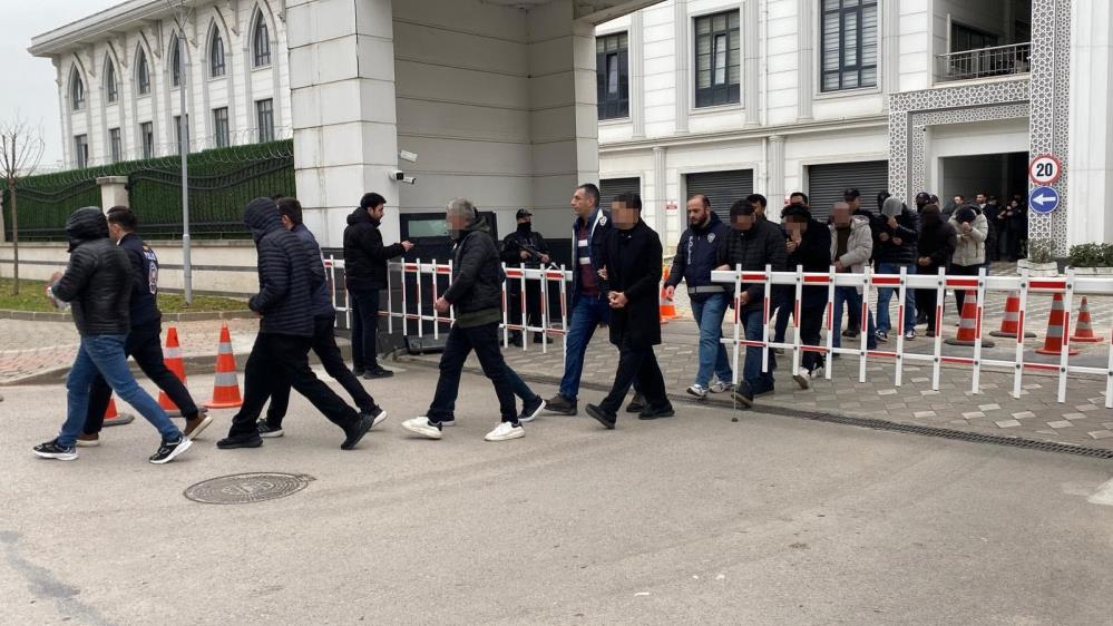 Kocaeli merkezli 7 ilde, kendilerini Azerbaycan menşeli bir şirket gibi