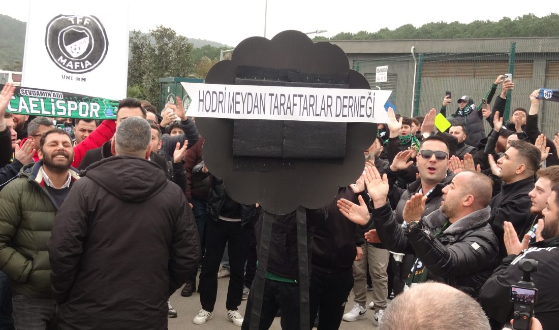 Kocaelispor taraftar grubu Hodri Meydan Taraftarlar Derneği üyeleri, son haftalarda