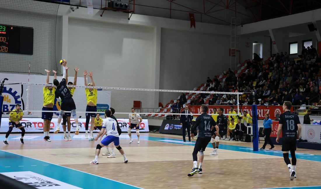 Efeler Ligi'nde normal sezon maçları sona ererken, Gebze Belediyesi Spor