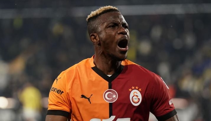 Galatasaray, UEFA Şampiyonlar Ligi'nde Liverpool ile oynanan karşılaşmada sakatlanan ve