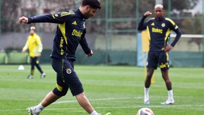 Fenerbahçe, Trendyol Süper Lig'in 28. haftasında Beşiktaş ile oynayacağı maçın