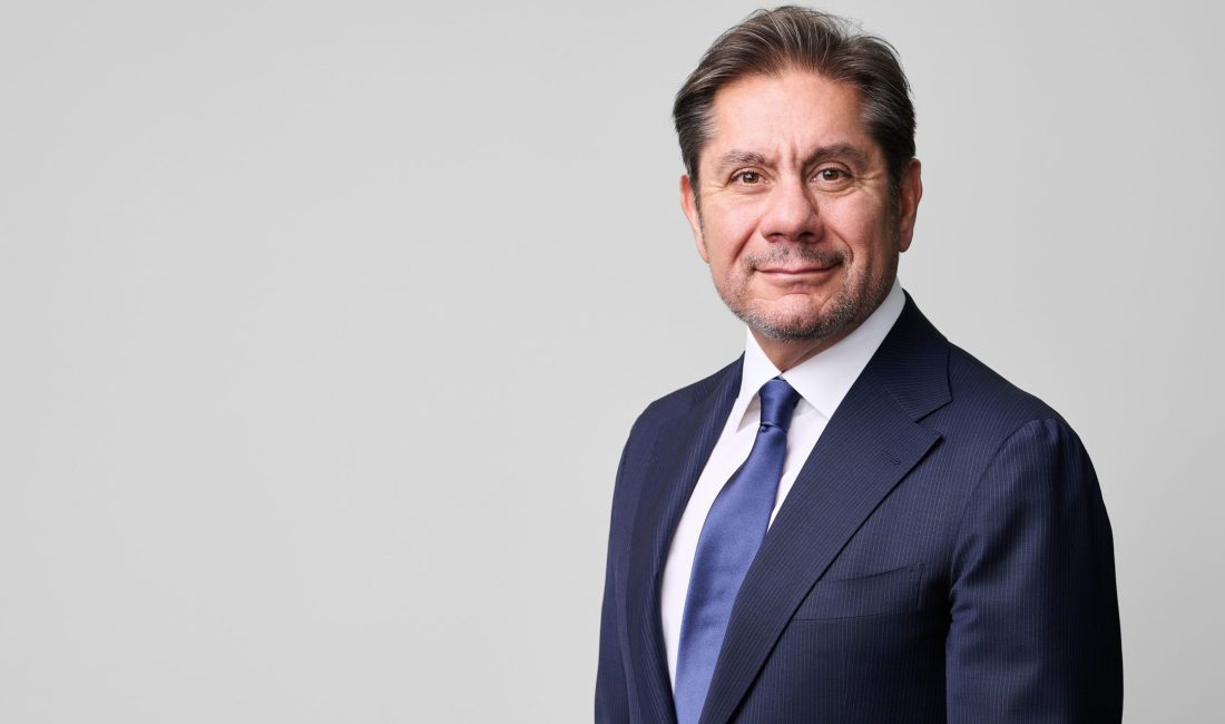 Akbank sendikasyon kredisini 1 milyar ABD dolarını aşan rekor taleple