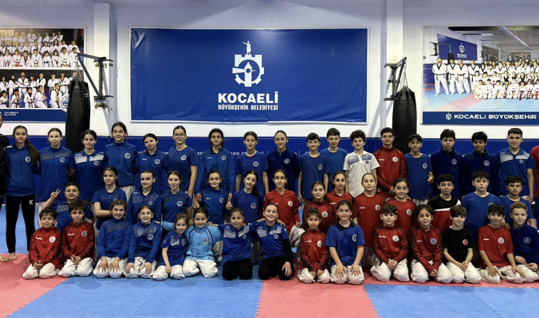 Türkiye Şampiyonası öncesi Körfez Gençlerbirliği ve KBB Kağıtspor karatecileri ortak