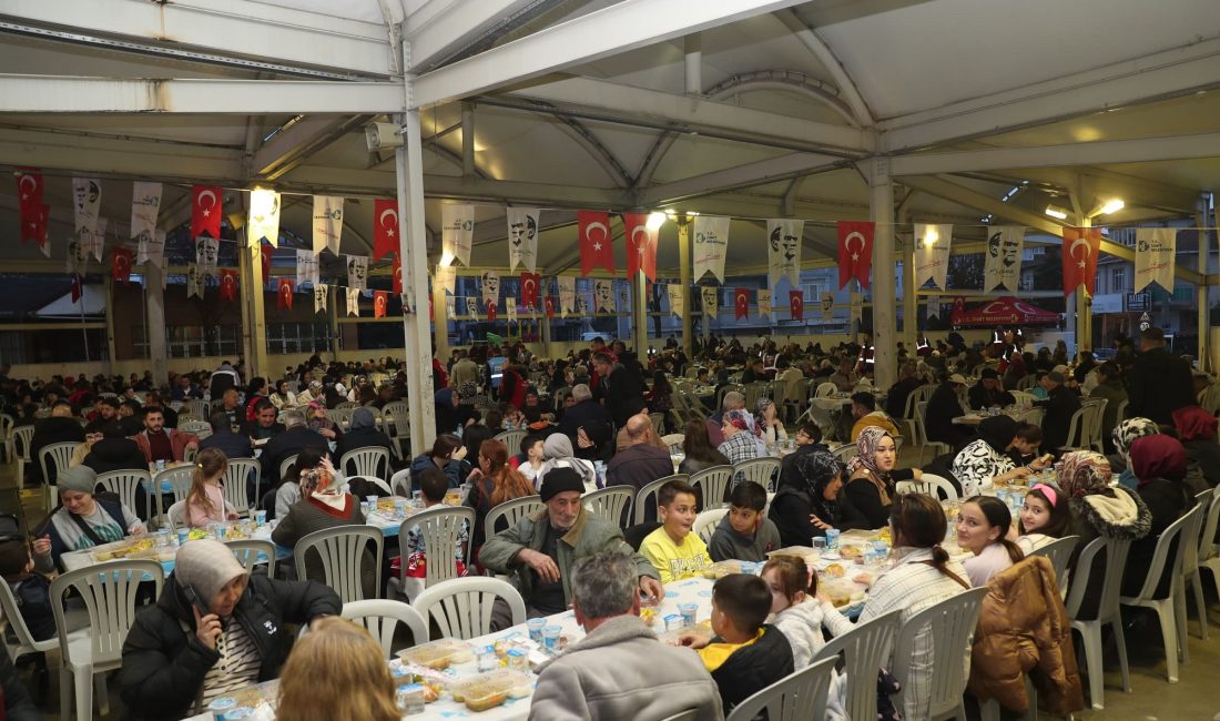 Ramazan ayının manevi atmosferini mahallelere taşıyan İzmit Belediyesi, Yenişehir Mahallesi