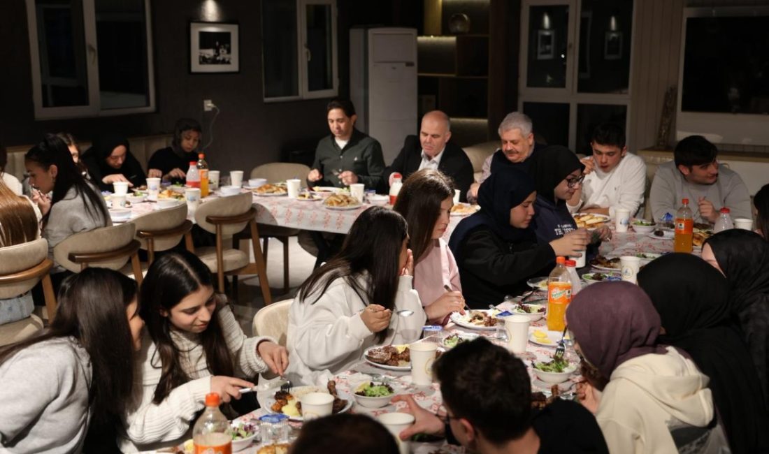 Kartepe Belediyesi’nin düzenlediği "Bir Sofra Bir Hikâye" buluşmaları, bu hafta