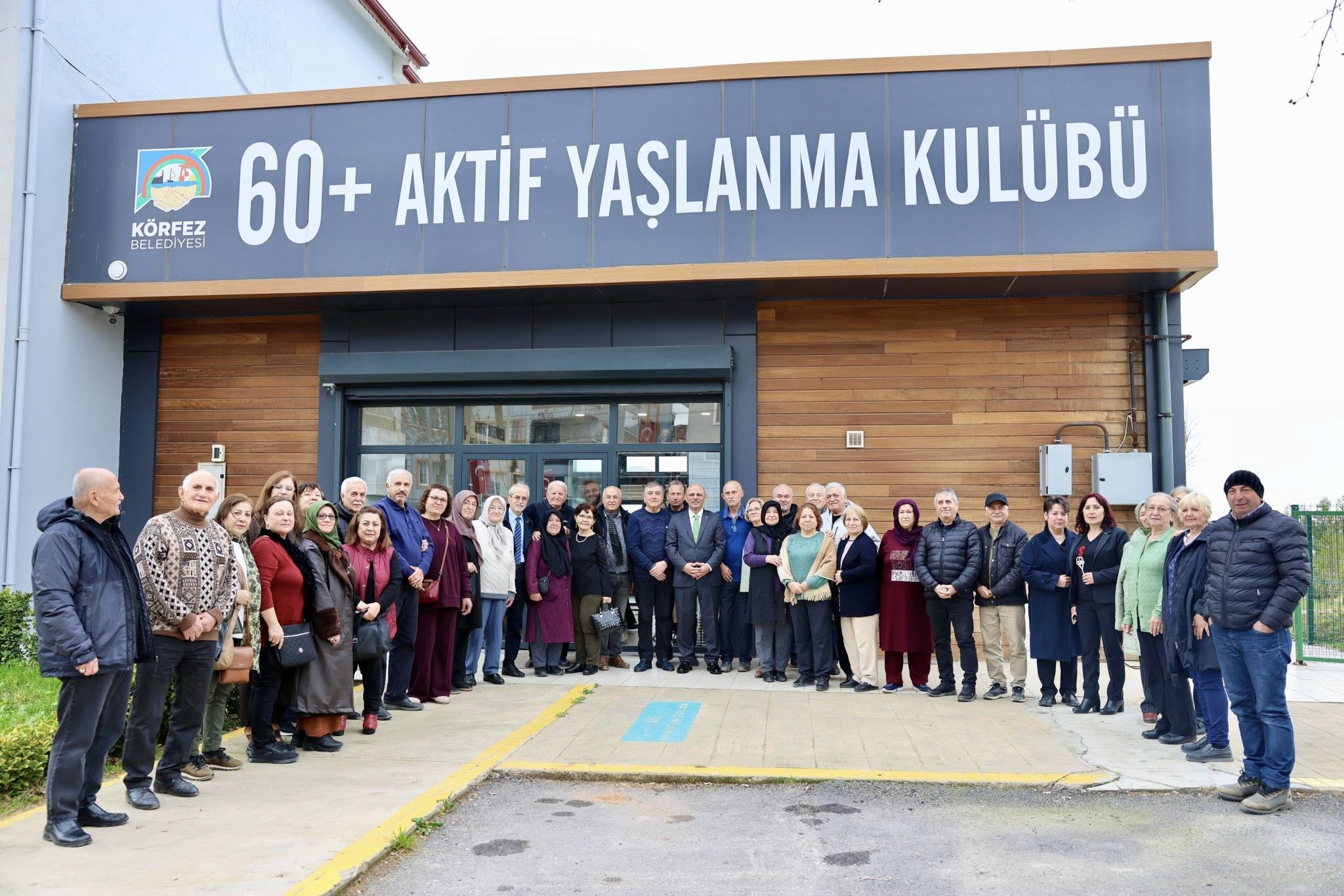 Körfez Belediye Başkanı Şener Söğüt, 18-24 Mart Yaşlılara Saygı Haftası