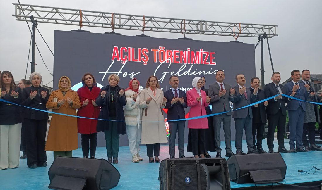 Başiskele Belediyesi, 8 Mart Dünya Kadınlar Günü kapsamında Başkem Kadın