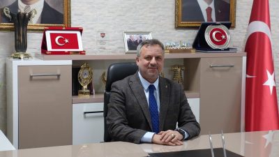 AK Parti İzmit İlçe Başkanı Halil Güngör Dokuzlar, İzmit Belediye