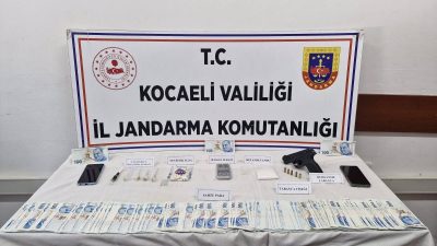 Kocaeli İl Jandarma Komutanlığı ekiplerinin İzmit’te bir işyerine düzenlediği operasyonda