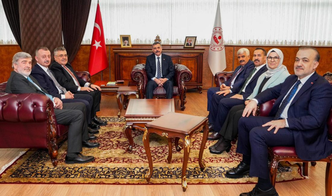 AK Parti İl Başkanı Şahin Talus, Milletvekilleri ve Kocaeli Büyükşehir