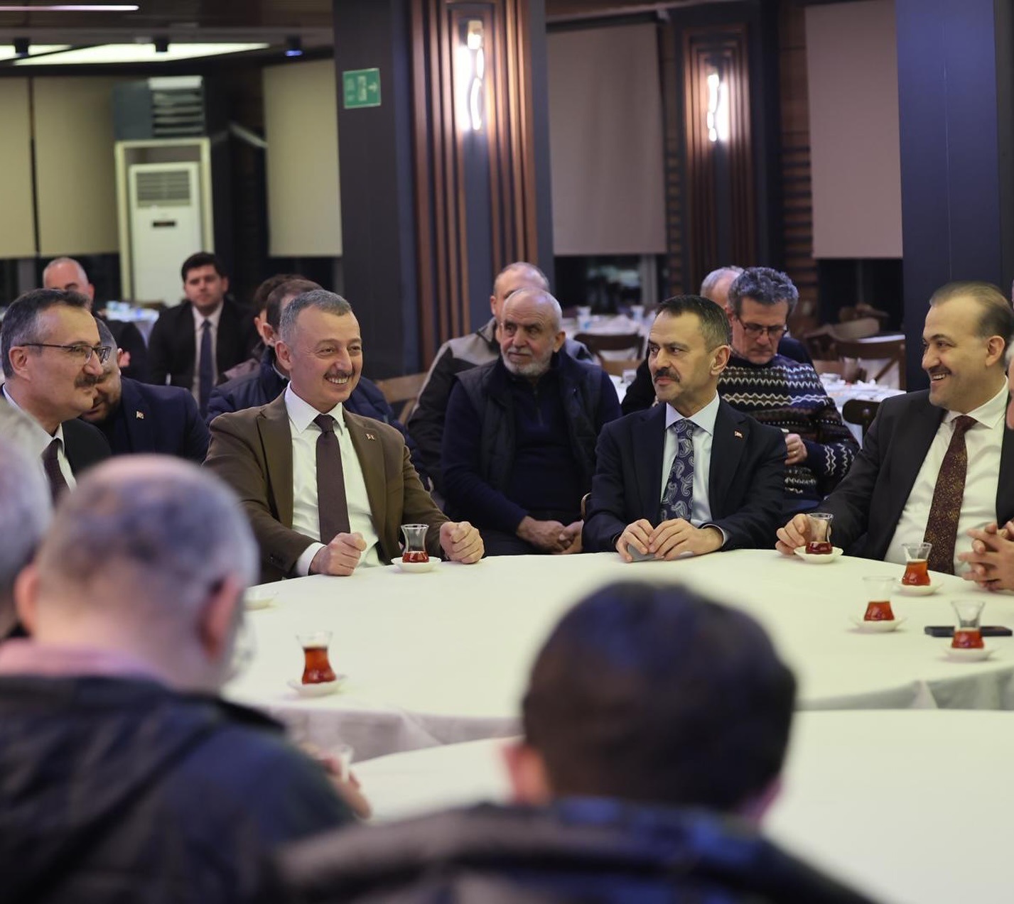 Kocaeli Büyükşehir Belediye Başkanı Tahir Büyükakın’ın çiftçi ve üreticilerle yakınlığı