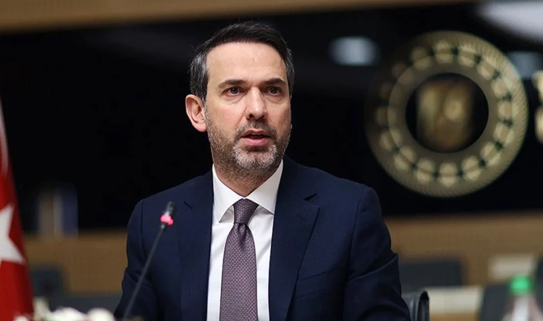 Enerji ve Tabii Kaynaklar Bakanı Alparslan Bayraktar, elektrik ve doğal