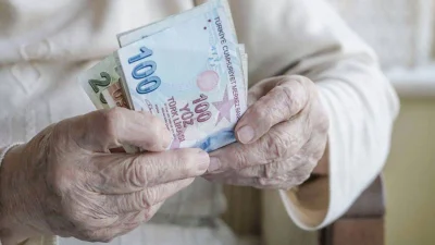 Ramazan Bayramı öncesi emekli maaşları ve bayram ikramiyeleri için ödeme