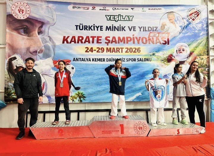 Körfez Gençler Birliği sporcusu Kumsal Lina Ayçiçek, Türkiye Minik ve