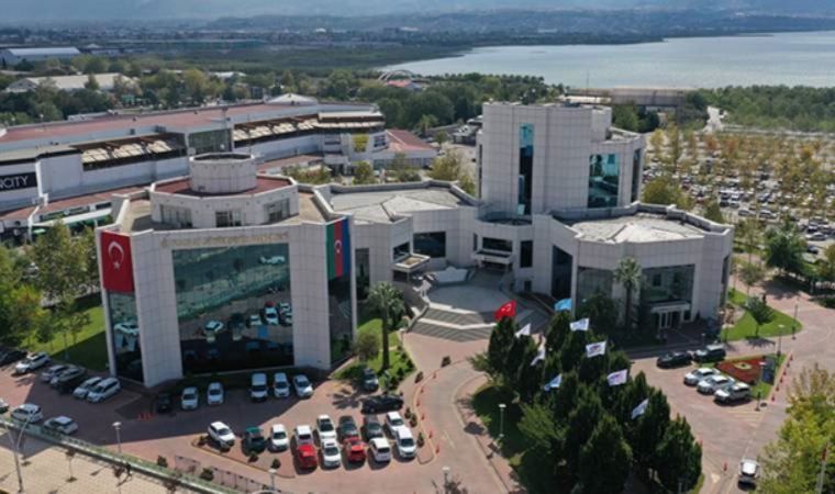 Kocaeli Büyükşehir Belediyesi, yöneticilerinin adı kullanılarak vatandaşlardan para talep eden