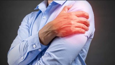 Ortopedi ve Travmatoloji uzmanı Doç. Dr. Murat Köken, omuz ağrısının
