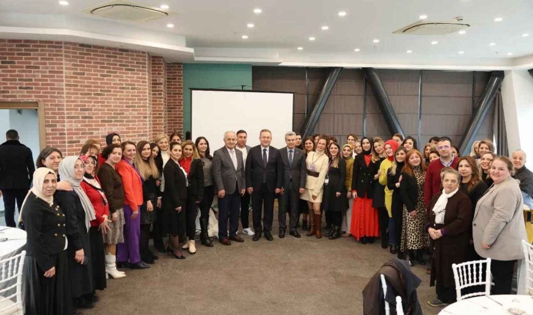 Derince Belediyesi, Kadınlar Günü’ne özel olarak ilçe genelinde iki ayrı