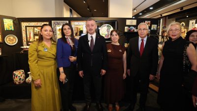 Kocaeli Büyükşehir Belediyesi KO-MEK’in yıl sonu ilçe sergilerinin dördüncüsü Darıca’da