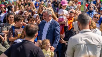 Kocaeli Büyükşehir Belediyesi tarafından hayata geçirilen “Anne Şehir Merkezleri” kadınların