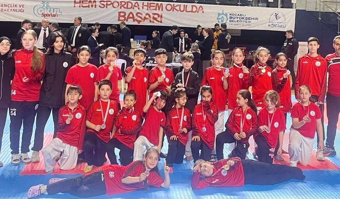 Geçtiğimiz hafta sonu İzmit’te yapılan 23 Nisan Kocaeli Altyapı Karate