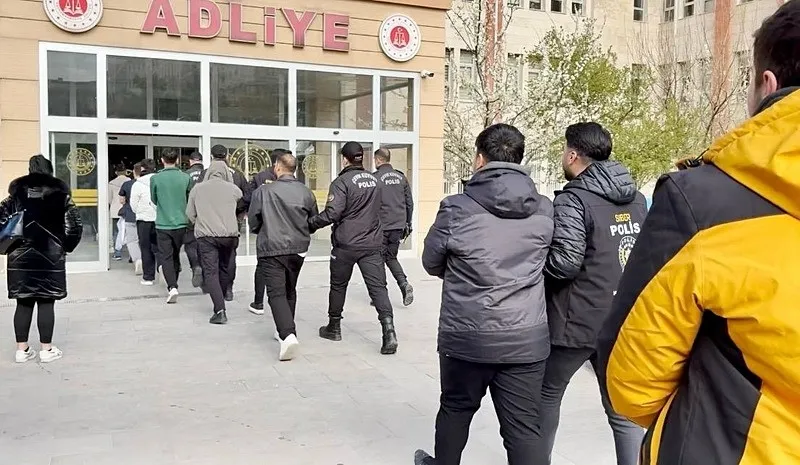 Şanlıurfa ve Kahramanmaraş’taki okul saldırılarına ilişkin yürütülen soruşturmalar kapsamında, provokatif