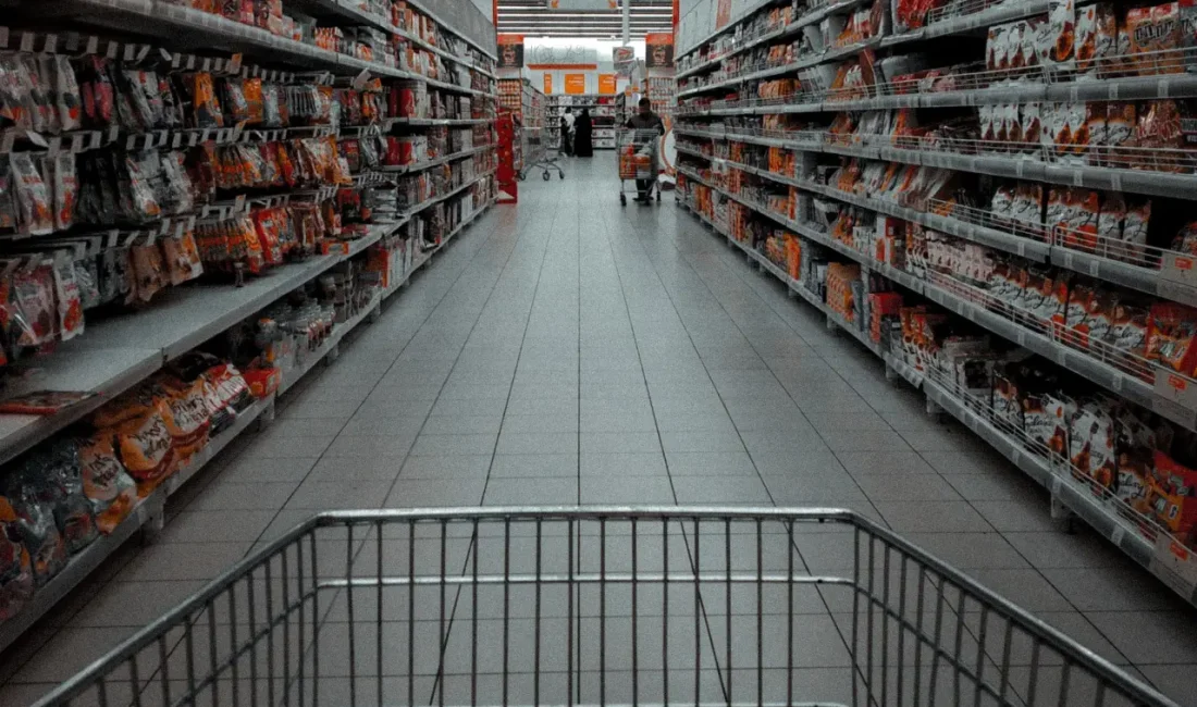 Nisan ayında 12 ay sonrası yıllık enflasyon beklentileri bir önceki