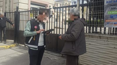 Kocaeli’de bir haftada 43 okul çevresinde yapılan denetimlerde 129 kişinin