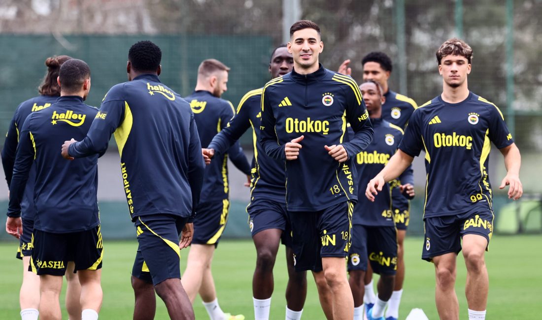Fenerbahçe, 5 Nisan Pazar günü Beşiktaş ile evinde oynayacağı Trendyol