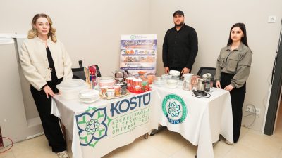 Kocaeli Sağlık ve Teknoloji Üniversitesi (KOSTÜ) Avrupa Meslek Yüksekokulu öğrencileri,