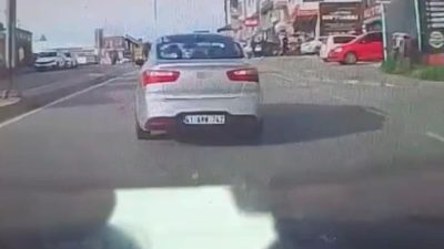 Kocaeli’nin Çayırova ilçesinde, direksiyon başında uyuya kaldığı öne sürülen sürücünün