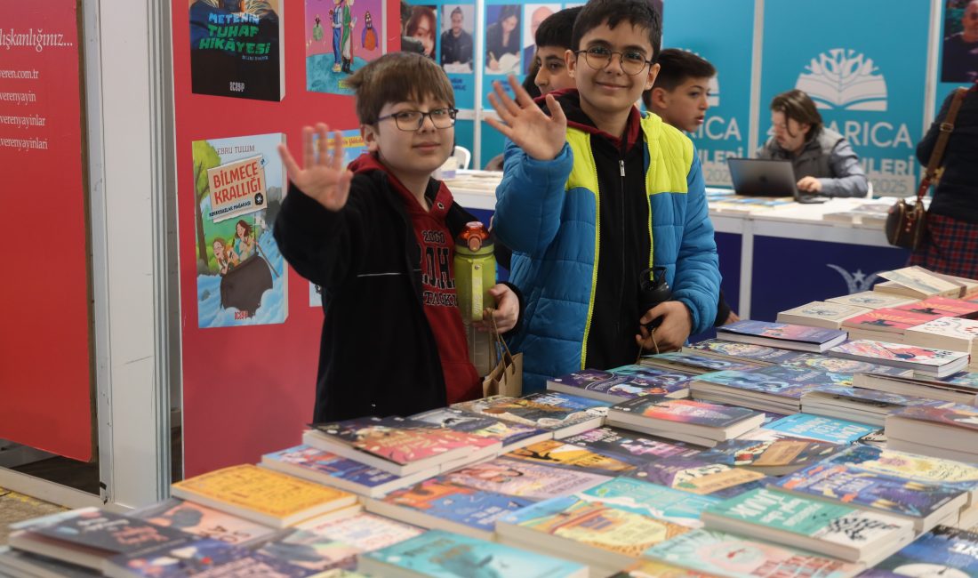 Darıca'da bu yıl 5'incisi düzenlenen ve 1 milyon kitabın yer