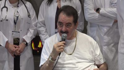 Ünlü sanatçı İbrahim Tatlıses, 7 Nisan'dan bu yana tedavi gördüğü