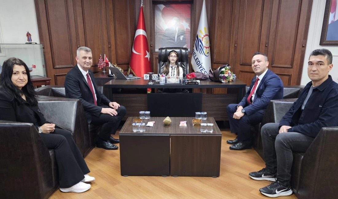 Gölcük'te 23 Nisan Ulusal Egemenlik ve Çocuk Bayramı kapsamında belediye