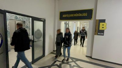 Kocaeli'nin Gebze ilçesinde bir evden 70 bin lira değerinde ziynet