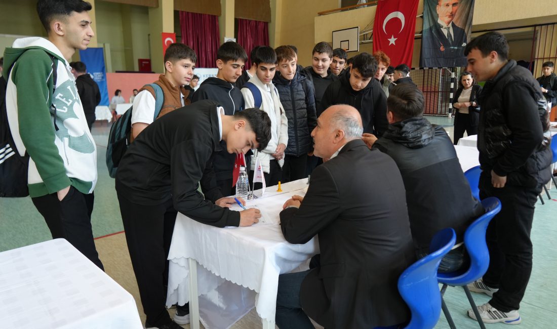 Sanayi kenti Kocaeli'de nitelikli iş gücü bulmakta zorlanan sektör temsilcileri,